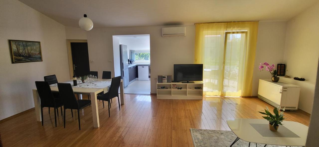 Apartment Petra Pekica Пула Екстериор снимка