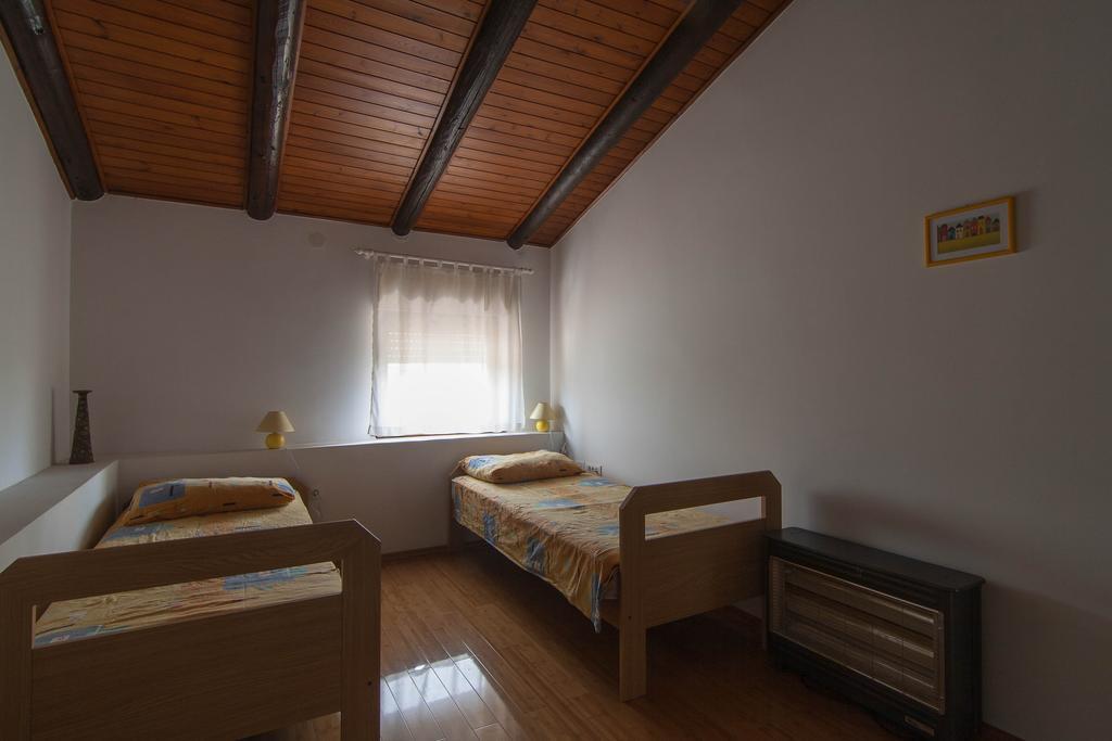 Apartment Petra Pekica Пула Стая снимка
